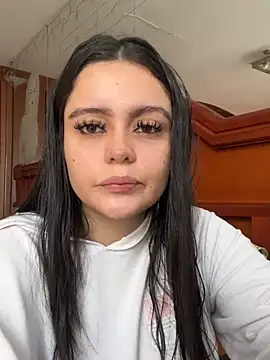 Selena Roa online show from May 30, 2026, 10:07 pm