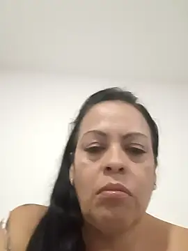 Snapshot of viviana-sexi chatting on January 9, 2026, 12:46 am viviana-sexi online show from January 9, 2026, 12:46 am