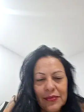 viviana-sexi online show from February 17, 2026, 3:03 am