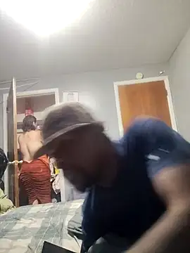 mrspowercouple93 online show from November 7, 2025, 2:11 am