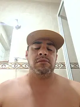 Snapshot of Manu2412 chatting on October 21, 2025, 6:03 am Manu2412 online show from October 21, 2025, 6:03 am