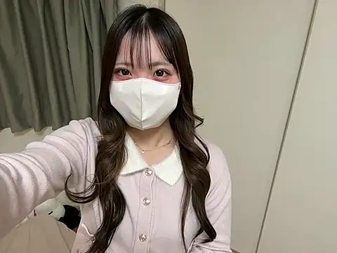 pomu chan online show from January 18, 2026, 11:58 am