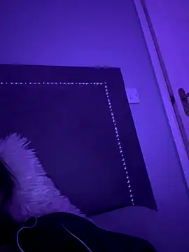 Gia Atkinson online show from October 29, 2025, 7:26 pm