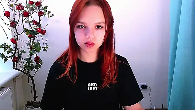 Snapshot of bunny_bloom chatting on November 4, 2025, 4:55 am bunny bloom online show from November 4, 2025, 4:55 am