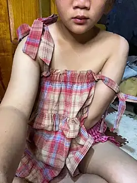 Junny211 online show from October 26, 2025, 4:13 pm