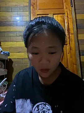 Junny211 online show from November 1, 2025, 6:10 pm