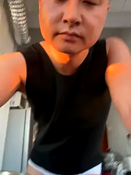 jyfqee online show from November 20, 2025, 8:36 am