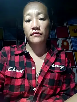 Snapshot of Phantamay chatting on November 9, 2025, 12:58 pm Phantamay online show from November 9, 2025, 12:58 pm