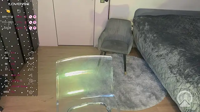 Snapshot of majestic_madam chatting on March 20, 2026, 5:23 am majestic madam online show from March 20, 2026, 5:23 am