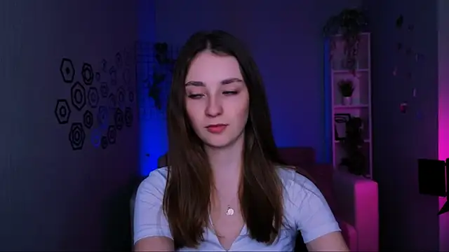 alisabliss online show from April 15, 2026, 7:21 pm