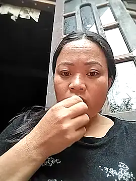 Snapshot of Nadia-a chatting on October 22, 2025, 2:23 am Nadia-a online show from October 22, 2025, 2:23 am