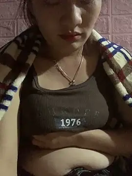 Lara-11 online show from November 15, 2025, 2:13 pm