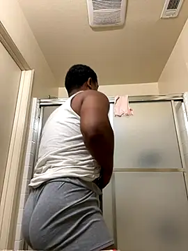 Snapshot of maddfreak0 chatting on November 18, 2025, 3:05 pm maddfreak0 online show from November 18, 2025, 3:05 pm