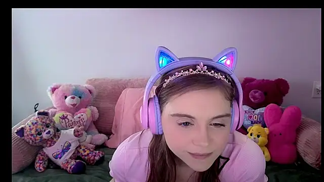 daddysprincess731 online show from May 11, 2026, 10:29 pm