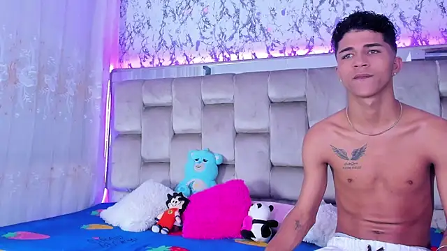 Snapshot of boyswantingplay chatting on November 8, 2025, 2:01 am boyswantingplay online show from November 8, 2025, 2:01 am