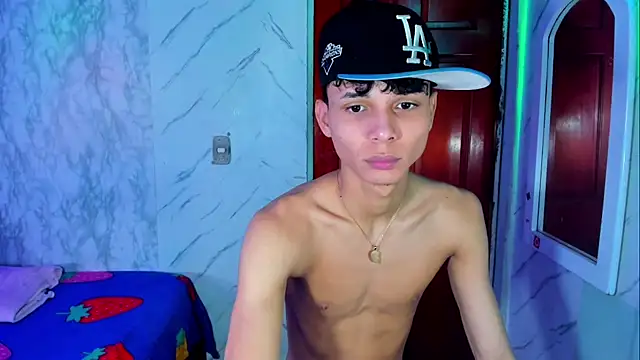 Snapshot of boyswantingplay chatting on February 20, 2026, 1:13 am boyswantingplay online show from February 20, 2026, 1:13 am