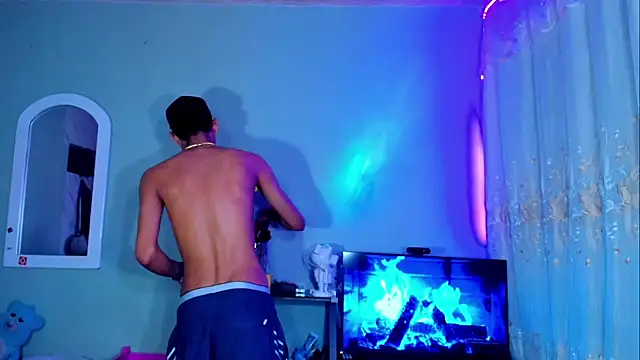 Snapshot of boyswantingplay chatting on February 25, 2026, 3:54 pm boyswantingplay online show from February 25, 2026, 3:54 pm