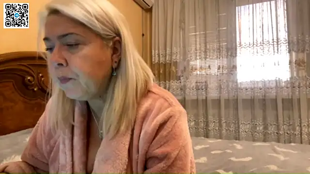 Snapshot of Galatea_2025 chatting on October 27, 2025, 2:54 pm Galatea 2025 online show from October 27, 2025, 2:54 pm