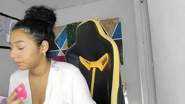 emily stars1 online show from February 26, 2026, 9:14 pm