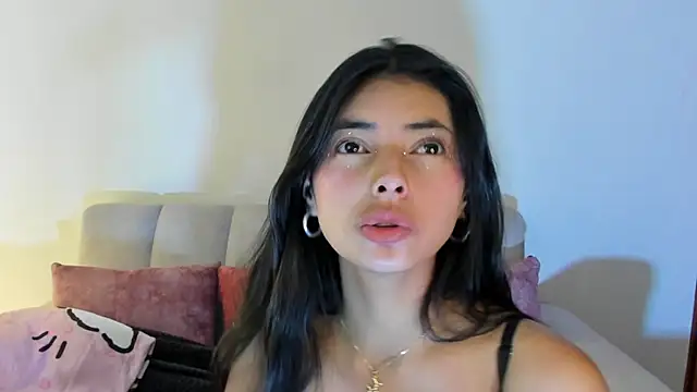 Snapshot of miadaviesx chatting on November 2, 2025, 1:46 pm miadaviesx online show from November 2, 2025, 1:46 pm