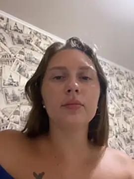 Elina1 online show from July 28, 2026, 8:52 pm