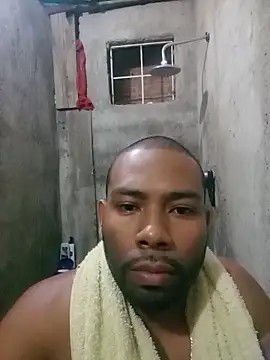 Snapshot of Chocolatecali chatting on November 2, 2025, 3:31 am Chocolatecali online show from November 2, 2025, 3:31 am