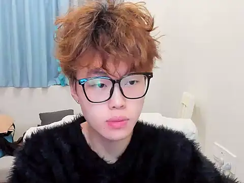 L1kuto online show from November 1, 2025, 11:12 am