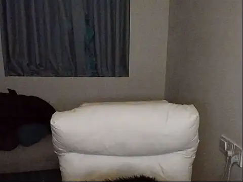 L1kuto online show from November 26, 2025, 3:02 pm