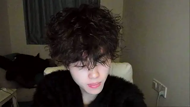 L1kuto online show from November 27, 2025, 2:19 pm