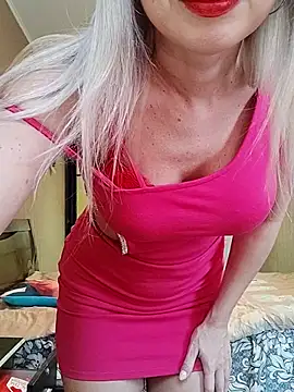 SelinaLovqx online show from November 3, 2025, 9:32 am