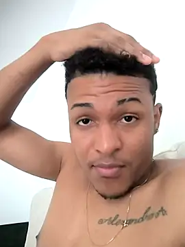 Snapshot of NeyDavid142 chatting on November 14, 2025, 4:06 pm NeyDavid142 online show from November 14, 2025, 4:06 pm