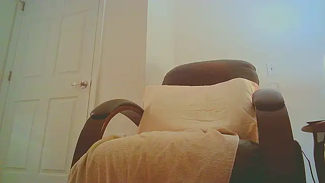 Taylor-32 online show from April 3, 2026, 1:14 am