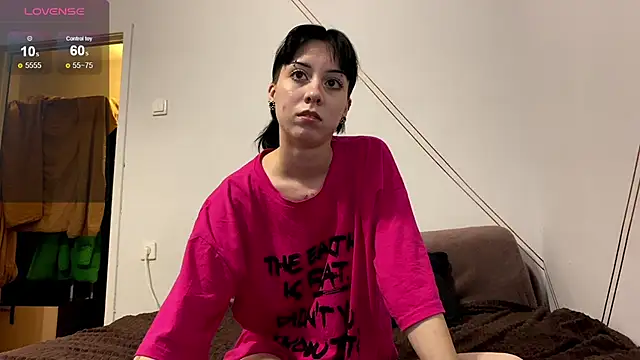 Snapshot of MoniShy chatting on November 11, 2025, 1:11 pm MoniShy online show from November 11, 2025, 1:11 pm