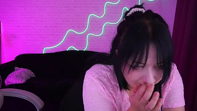 Snapshot of SweetLiluu chatting on October 24, 2025, 7:16 am SweetLiluu online show from October 24, 2025, 7:16 am