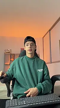 Sebastian Reed online show from February 19, 2026, 7:26 am