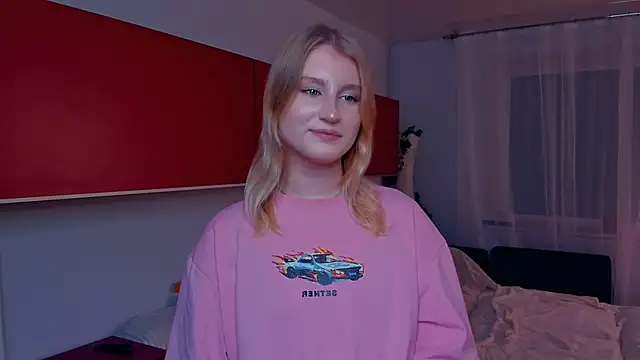 LisaRais online show from November 5, 2025, 9:04 pm