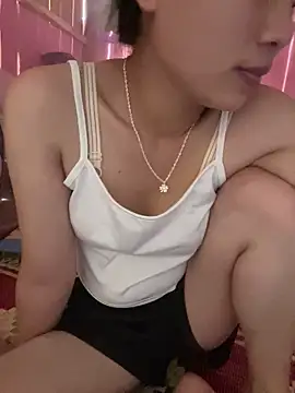 Minaeruei online show from May 19, 2026, 6:53 am