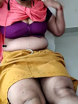 tamilammu1431 online show from May 13, 2026, 3:59 am