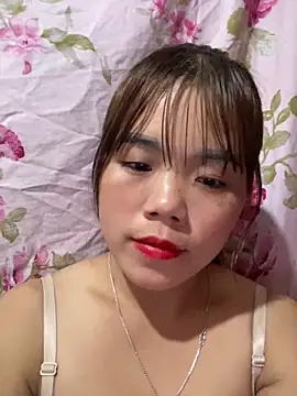 nachi-baby online show from October 31, 2025, 8:43 pm