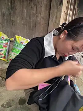 nachi-baby online show from January 15, 2026, 1:43 am