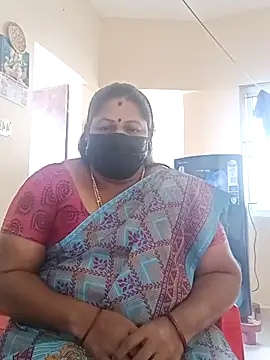 sreemamitha9 online show from February 5, 2026, 4:28 am