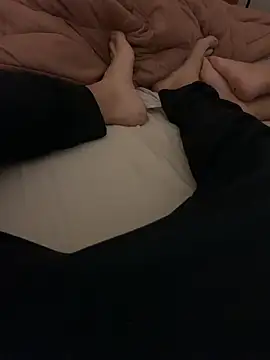 Snapshot of PassionCoupleLove chatting on November 11, 2025, 8:31 pm PassionCoupleLove online show from November 11, 2025, 8:31 pm