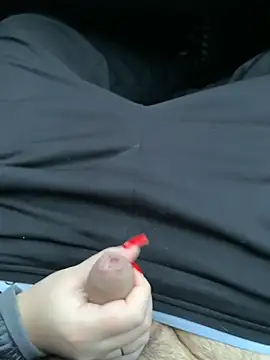 Snapshot of PassionCoupleLove chatting on December 22, 2025, 3:31 pm PassionCoupleLove online show from December 22, 2025, 3:31 pm