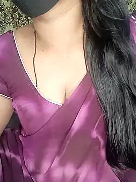 Snapshot of telugucrazygirl chatting on October 25, 2025, 6:02 pm telugucrazygirl online show from October 25, 2025, 6:02 pm