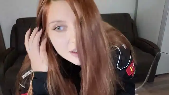 Anastelle online show from November 21, 2025, 10:52 pm