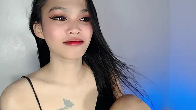  Lachica  online show from October 29, 2025, 3:09 am