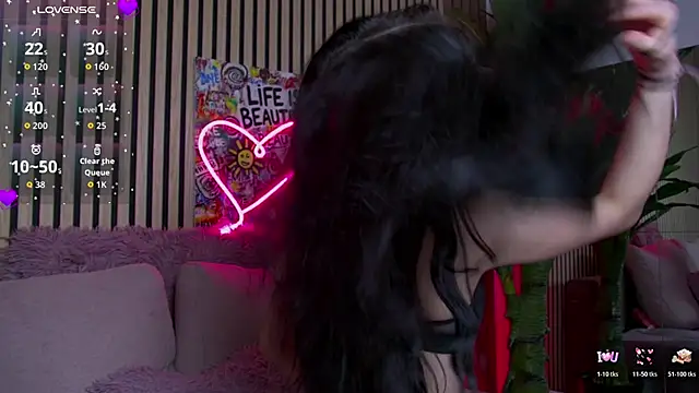 MirunaHaze online show from April 2, 2026, 3:37 am