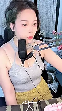 Snapshot of xiaobao-1188 chatting on November 15, 2025, 5:31 pm xiaobao-1188 online show from November 15, 2025, 5:31 pm