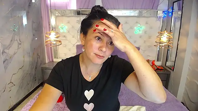 Melissa-roberts online show from December 22, 2025, 8:39 pm