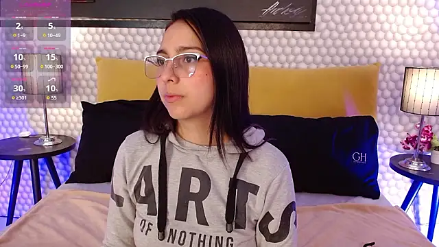 Snapshot of LexyBlaze_ chatting on February 3, 2026, 11:37 am LexyBlaze online show from February 3, 2026, 11:37 am